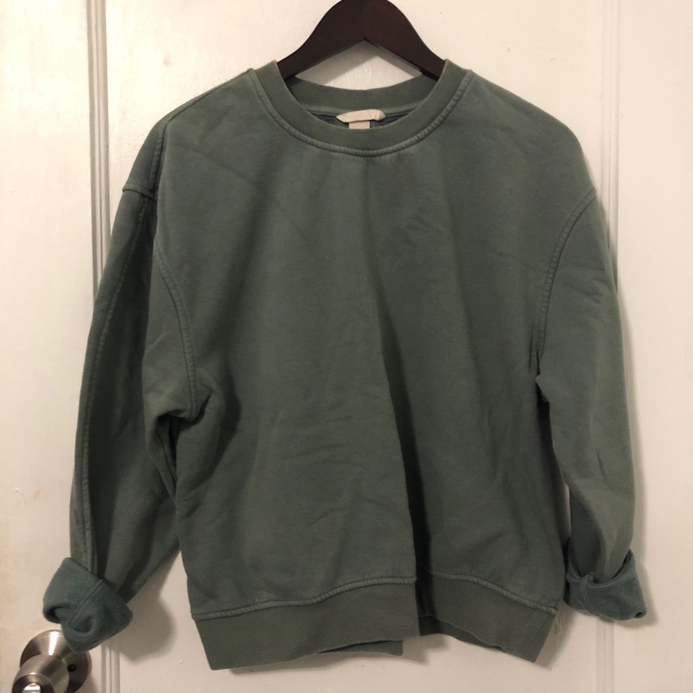 Green fleece sweatshirt in size small